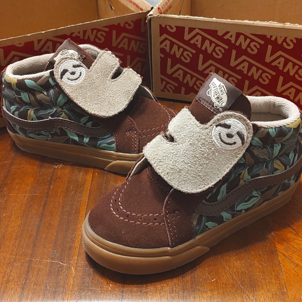 9.5 Sloth Vans